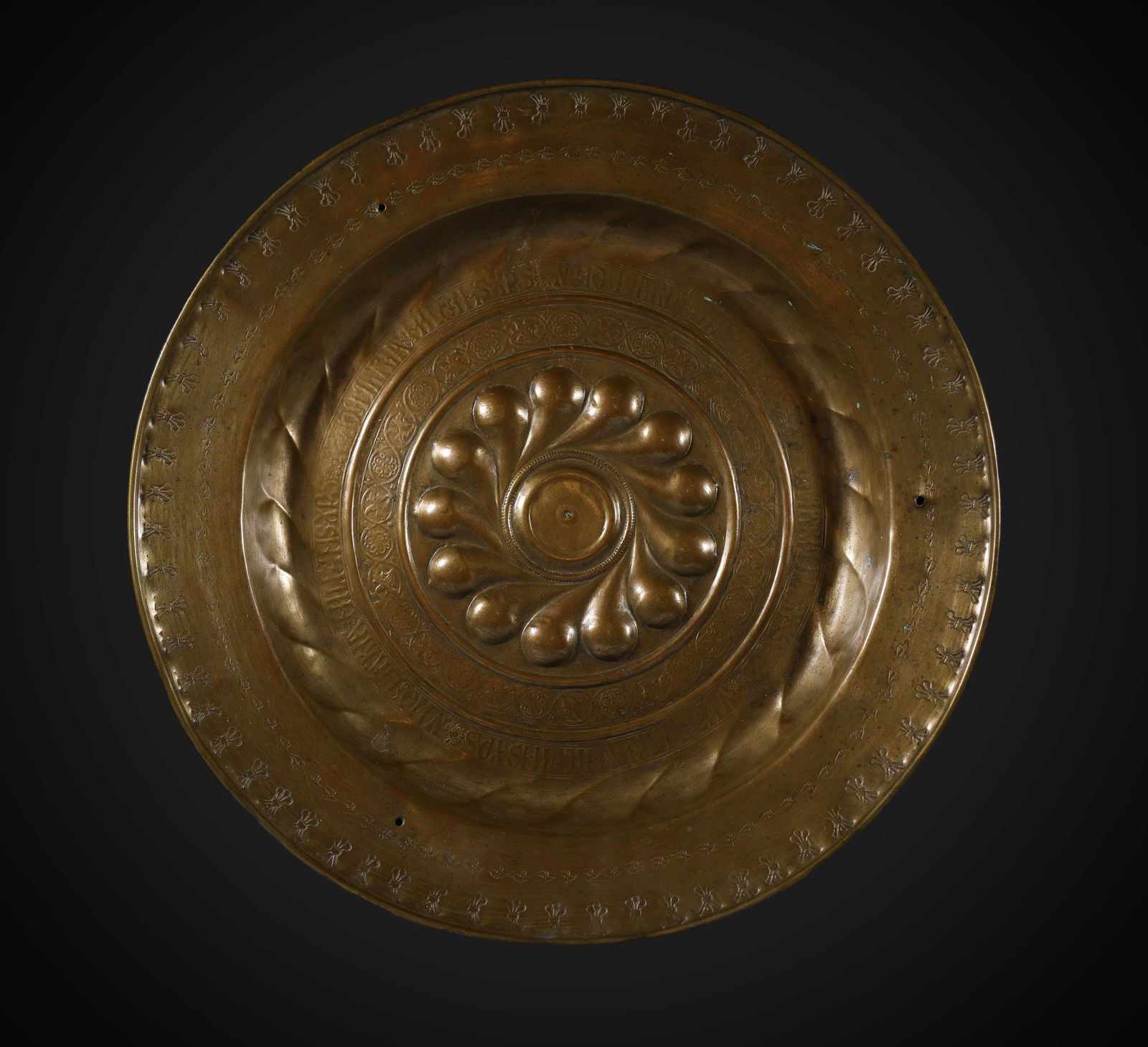 Large Alms Plate from Nuremberg, Germany, 16th/17th century (1 of 4)