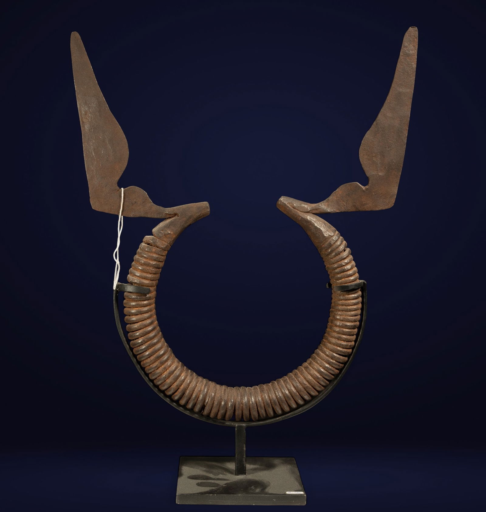 Large Mumuye 2 Coin with Base, 20th Century (early) - African Art - Tribal Art (1 of 4)