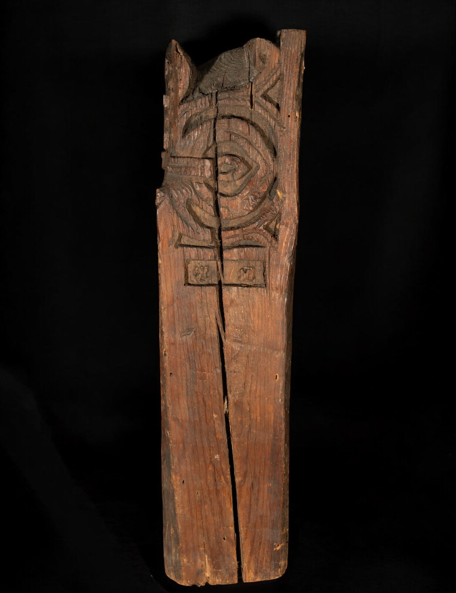 Exceptional Hispano-Muslim Nasrid Beam, 12th-14th century (1 of 5)