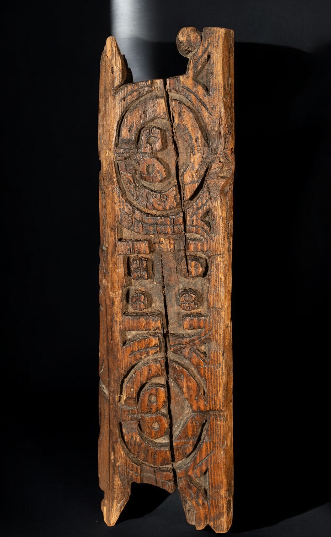 Exceptional Hispano-Muslim Nasrid Beam, 12th-14th century (1 of 6)