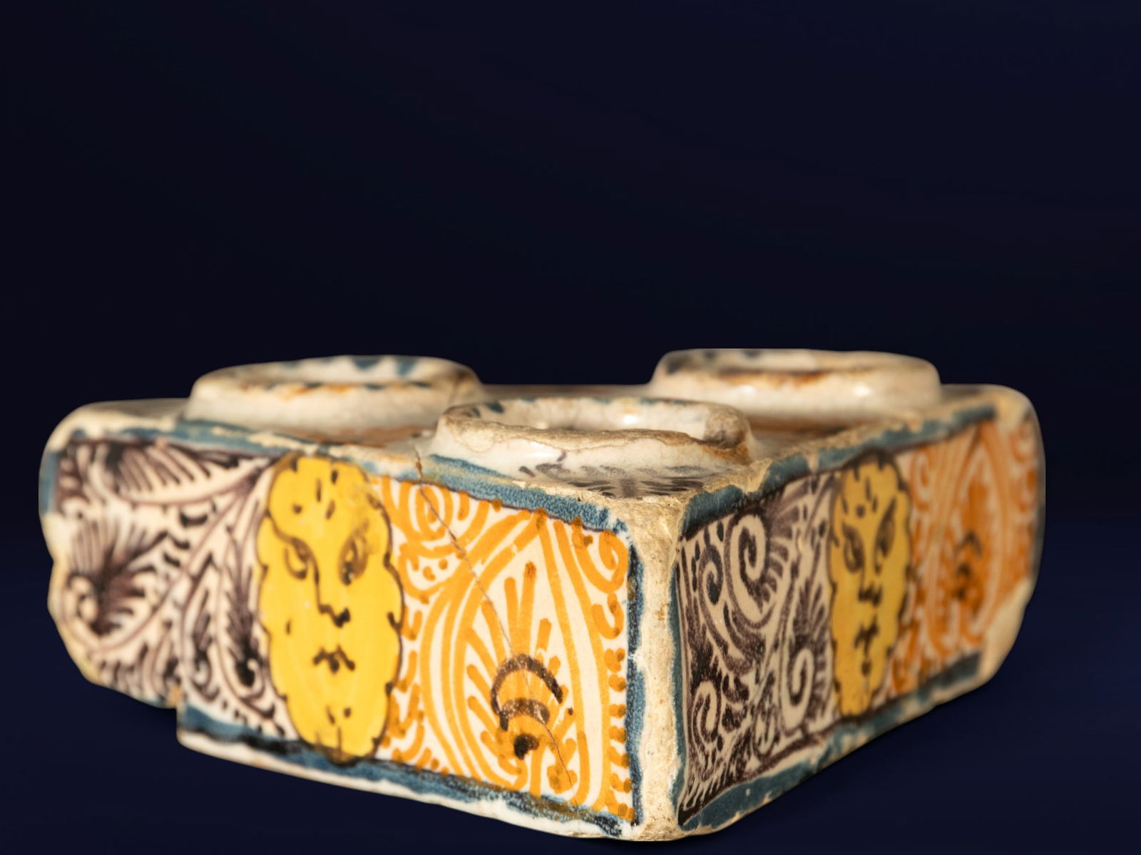 Rare Talavera inkwell, 17th century - Ceramic, Spain (1 of 4)
