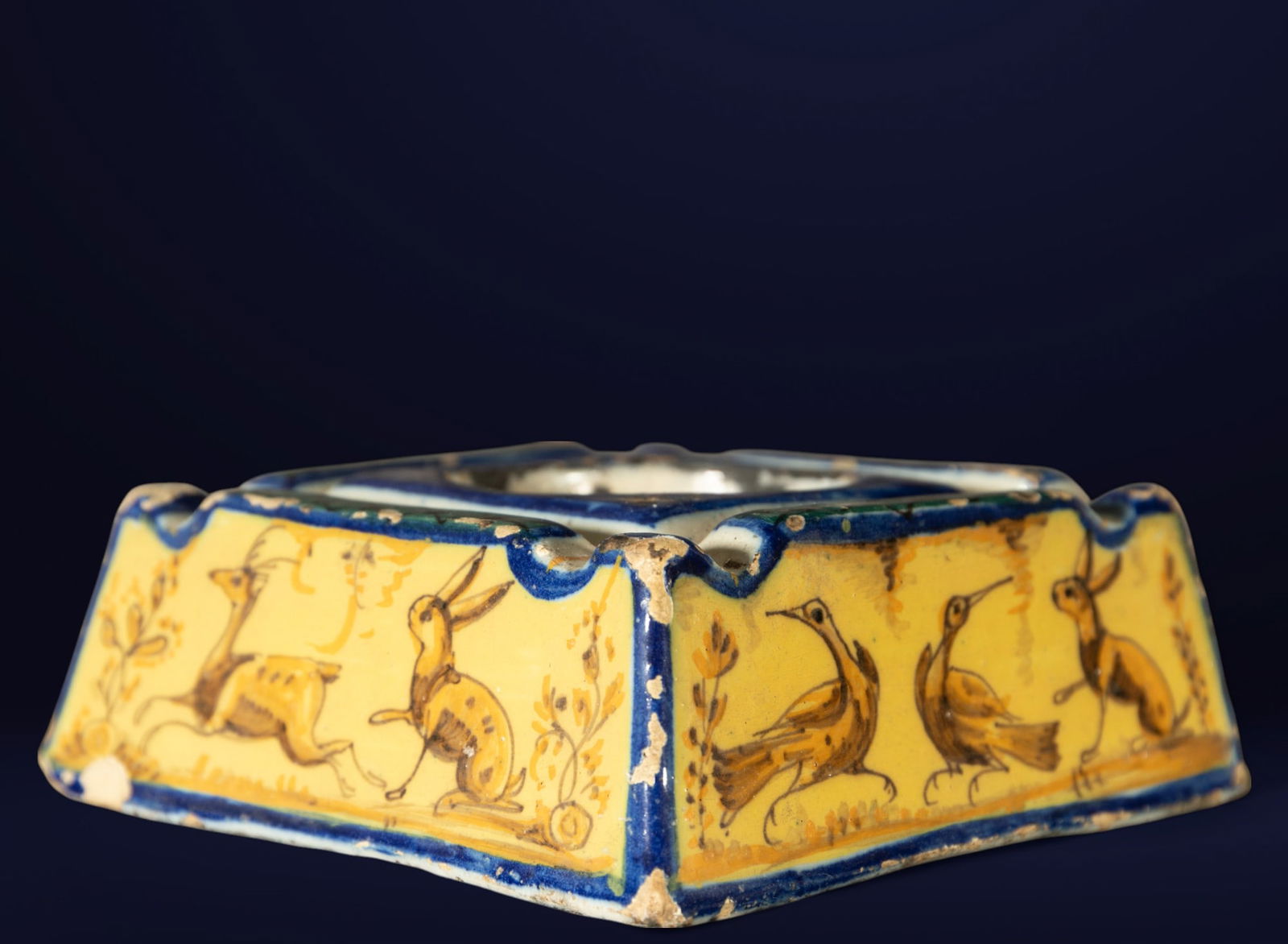 Exceptional 17th century Triana inkwell - in ceramic, Spain (1 of 5)