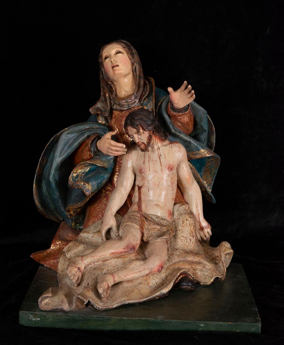 Exquisite colonial Quito group representing the "Piedad", colonial school of Quito from the 18th (1 of 20)