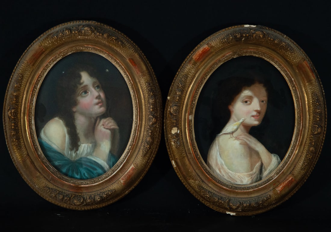 School of Jean Baptiste Greuze, pair of Young Ladies painted on cardboard paper, 18th - 19th century (1 of 5)