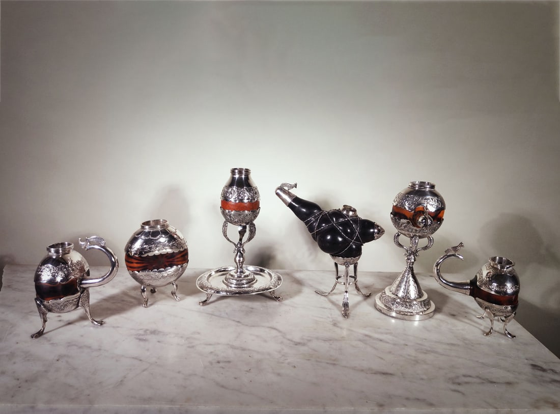 6 Argentine Colonial silver pots, 18th - 19th century (1 of 4)