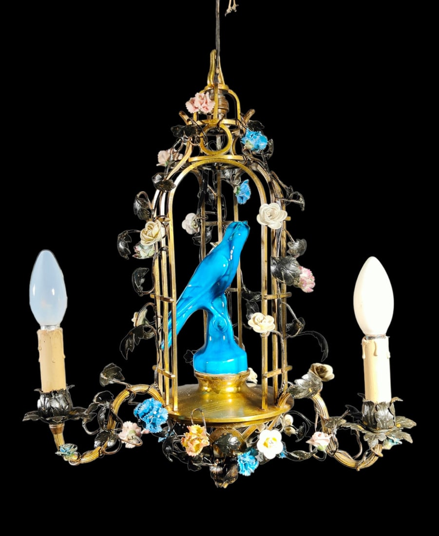 Elegant French Lamp with Parrot and flowers in gilt bronze and porcelain, 19th century (1 of 2)