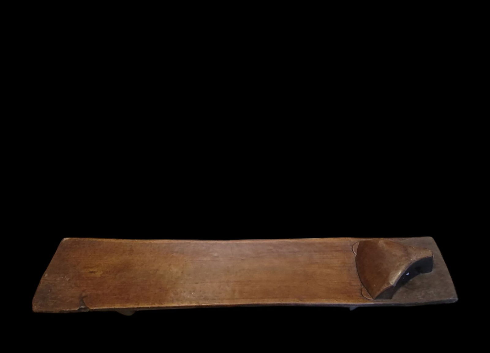 Senufo carved wooden bed or bench, Ivory Coast, 19th century (1 of 5)