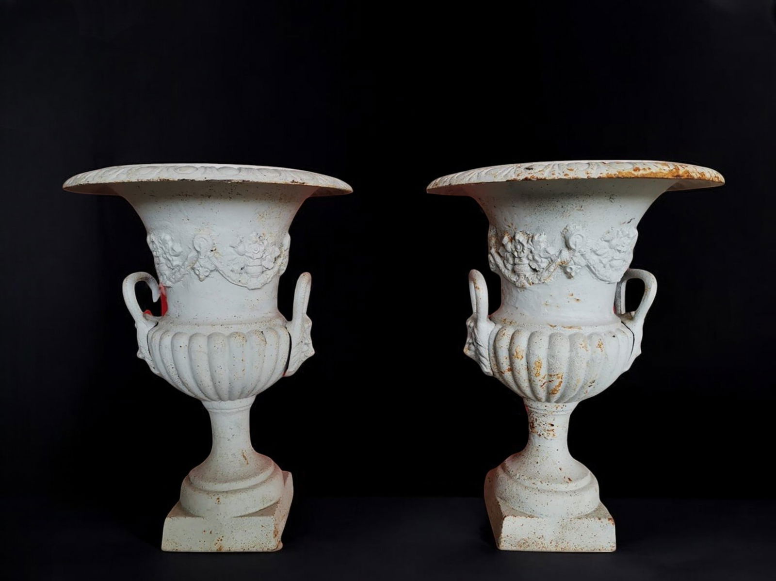 Pair of Medici style iron vases, Spain, 1950s (1 of 6)