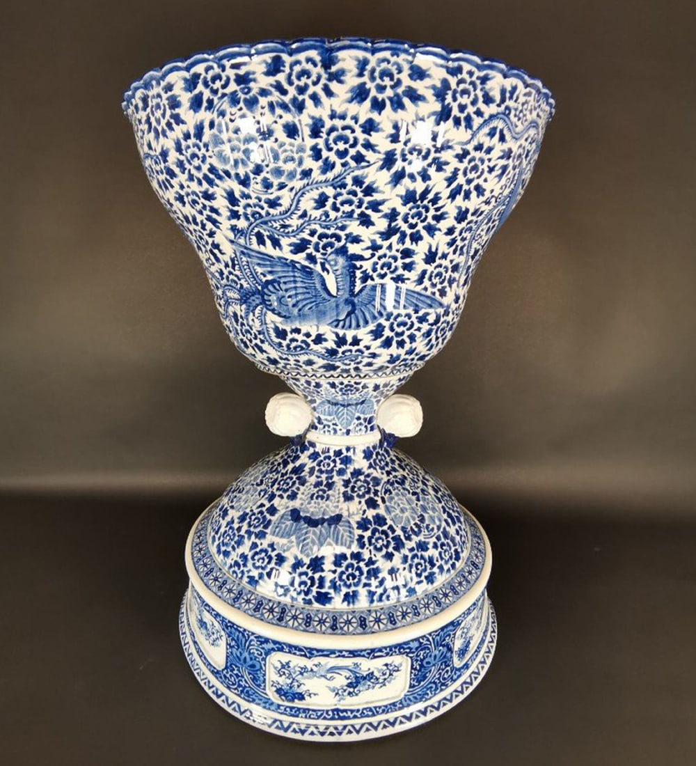 LARGE 19TH CENTURY VASE IN CHINESE PORCELAIN (1 of 10)