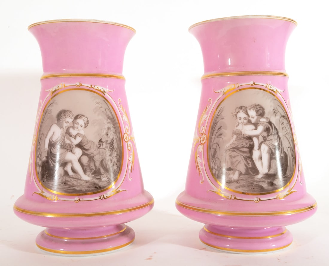 Pair of Opaline Vases with Romantic Scenes, 19th century (1 of 5)