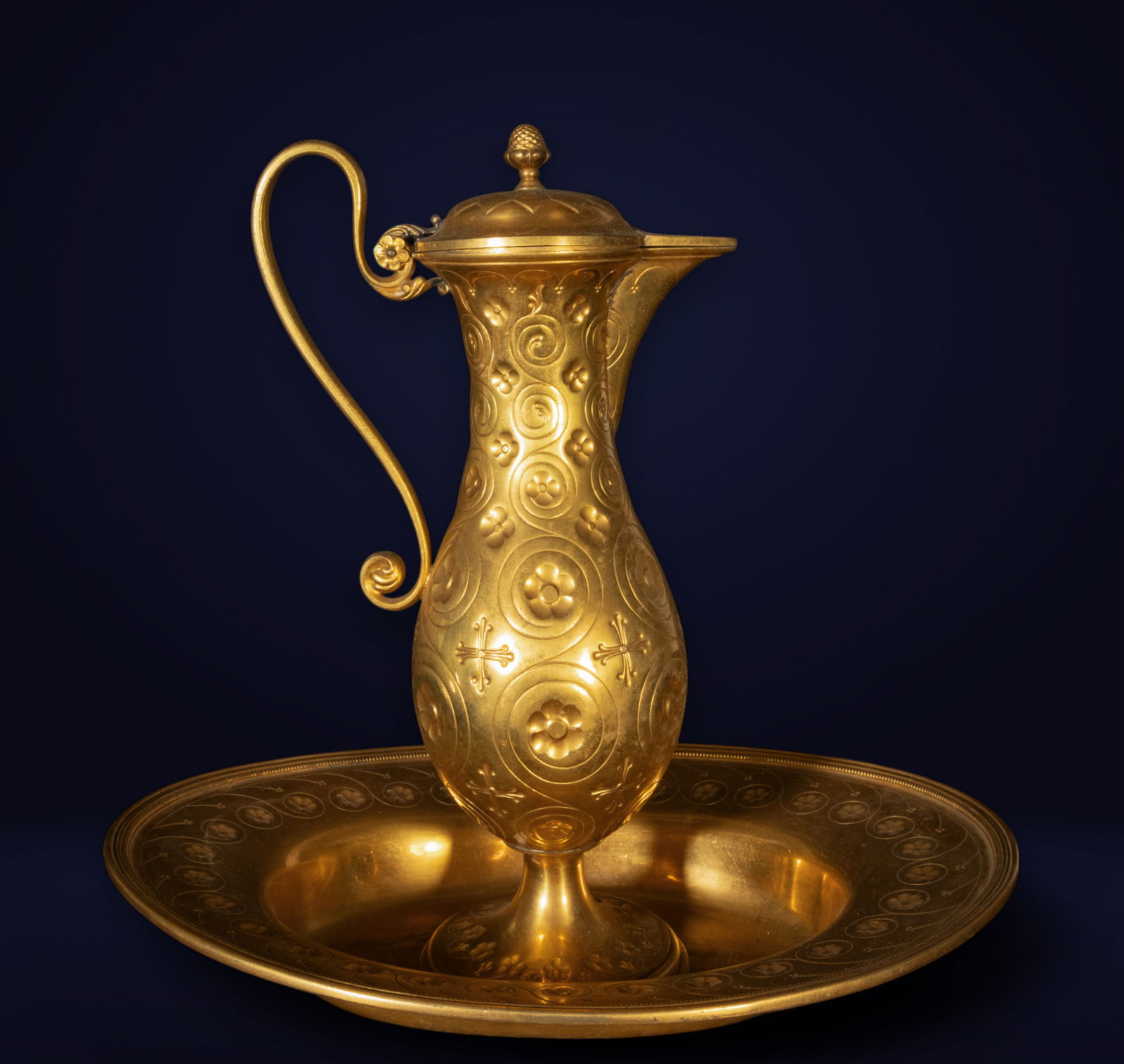 Ewer with tray in gilded metal with embossed motifs, 20th century (1 of 11)