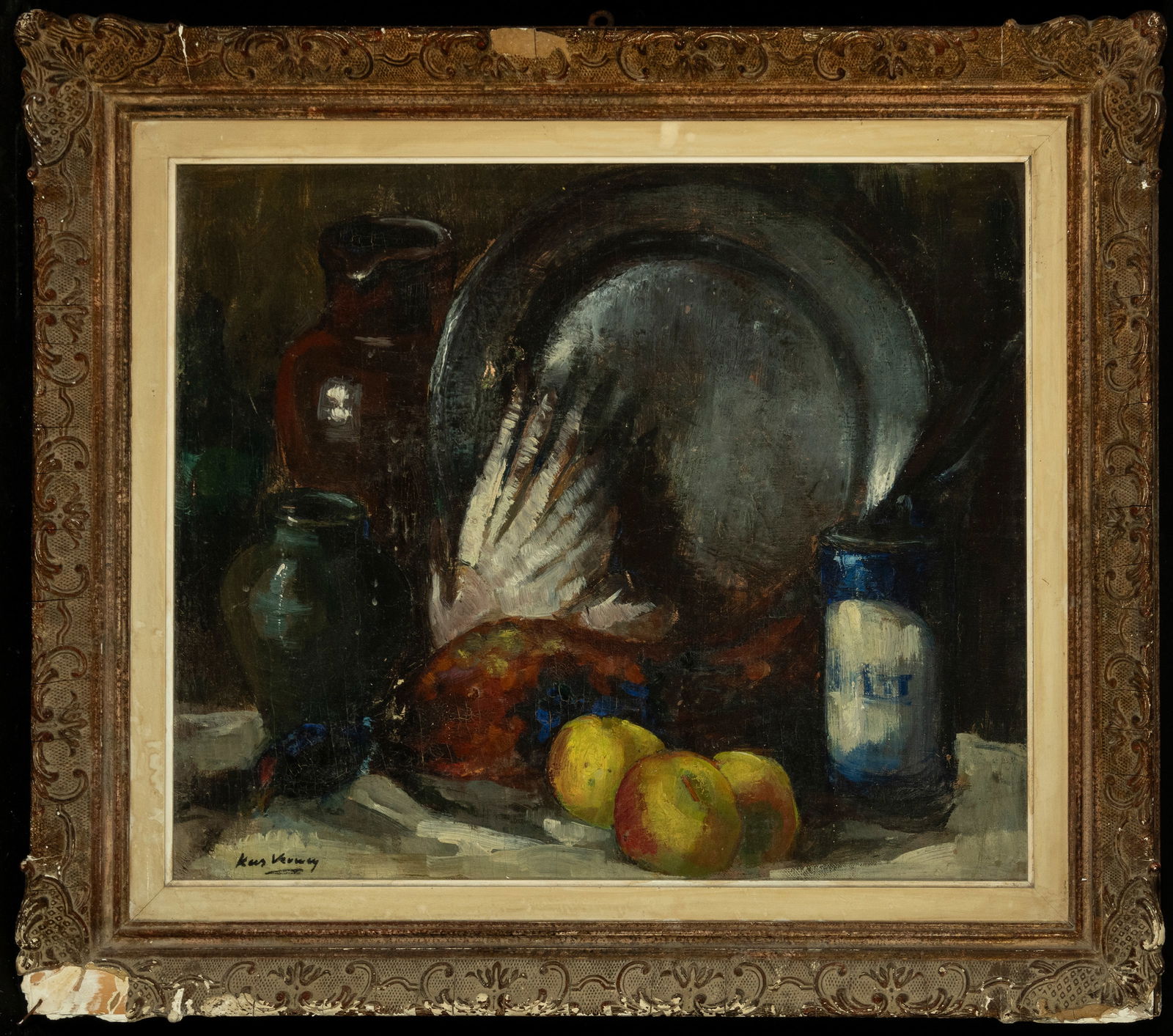 Kees Verwey (Amsterdam, 1900 - Haarlem, 1995) - Hunting still life with fruit and vases: Oil on canvas. Measurements: 59 x 70 cm.