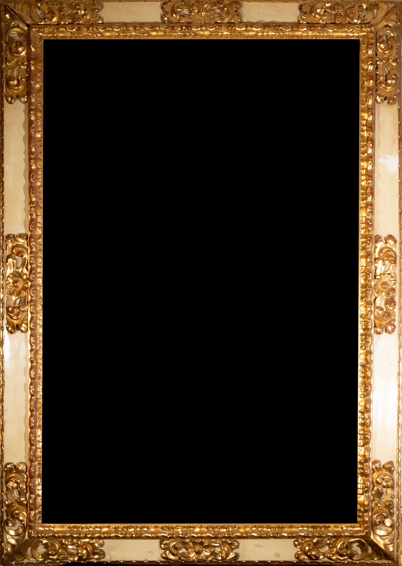 Gold and polychrome Baroque frame. Spanish School. Late 18th century. (1 of 7)
