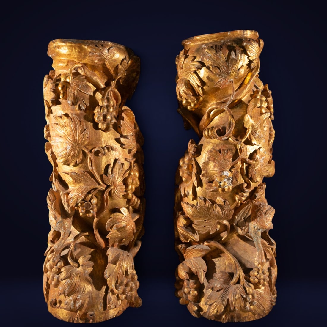 Pair of Baroque pedestals. Hispanic School. 17th century. (1 of 7)