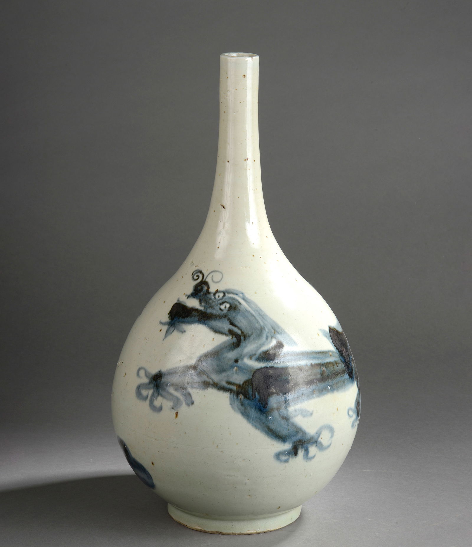 Falcon with dragons, China, 19th century (1 of 2)