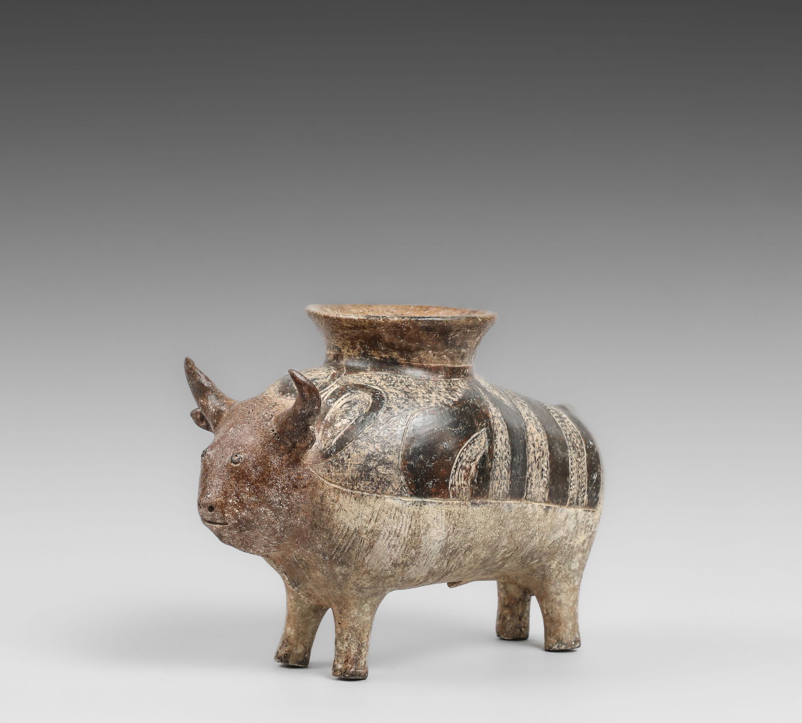 Zoomorphic container in the shape of a bovid, Neolithic cultures of Southeast Asia, 3rd century – (1 of 3)