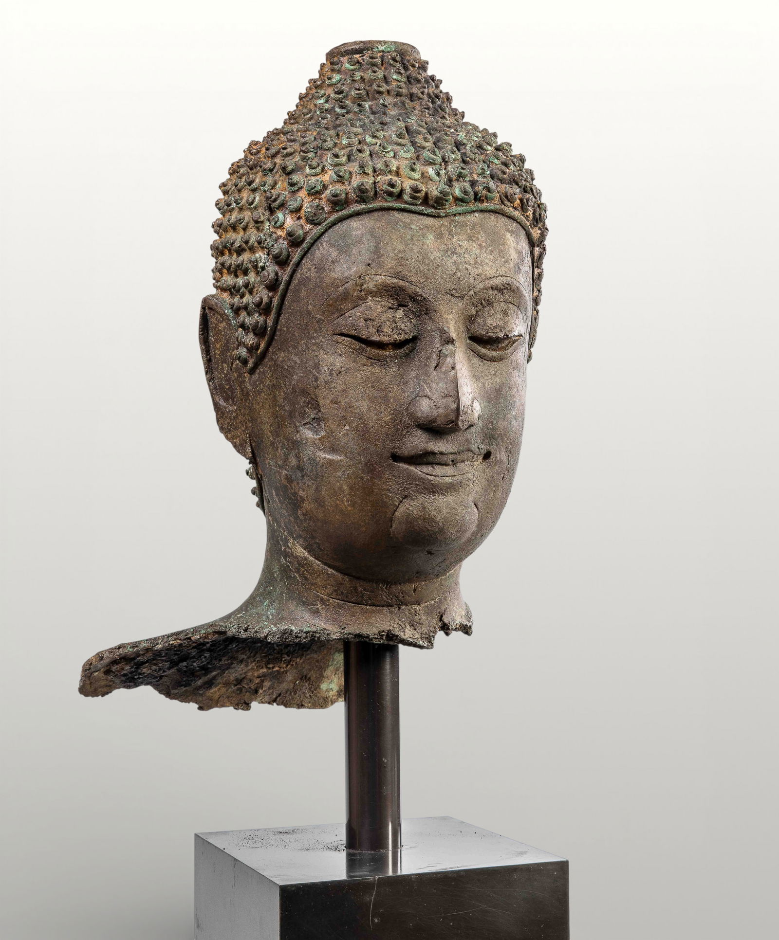 Buddha head, Chiang Saen Kingdom, Thailand, 15th century (1 of 3)