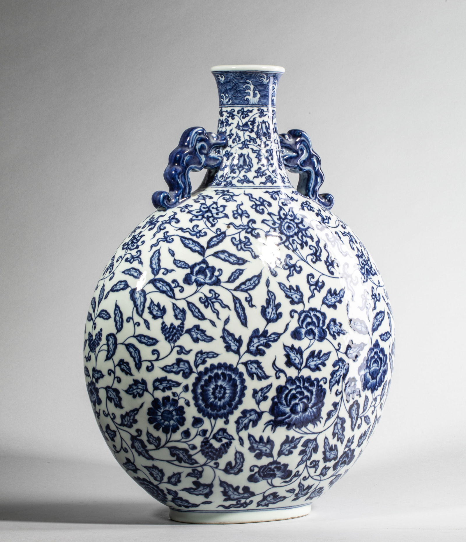 Large gourd decorated with flowers, China, Qing Dynasty, 19th Century (1 of 4)