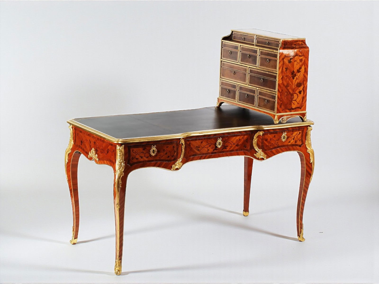 JEAN-FRANÇOIS DUBUT (Active in Paris during the reign of Louis XV) - Louis XV period flat bureau (1 of 5)