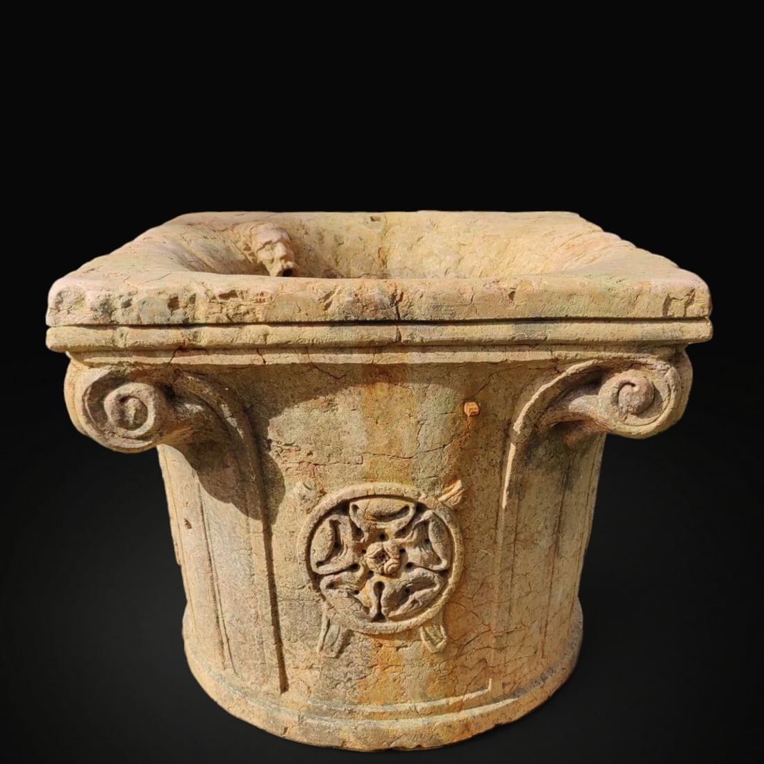 Monumental red marble well in Verona, Italy, 20th century (1 of 7)