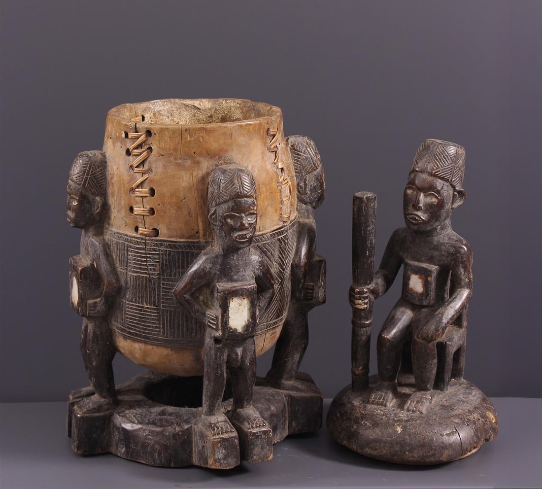 Ritual urn with Nkisi lid. Vili people, Kongo region, Democratic Republic of the Congo (formerly (1 of 8)