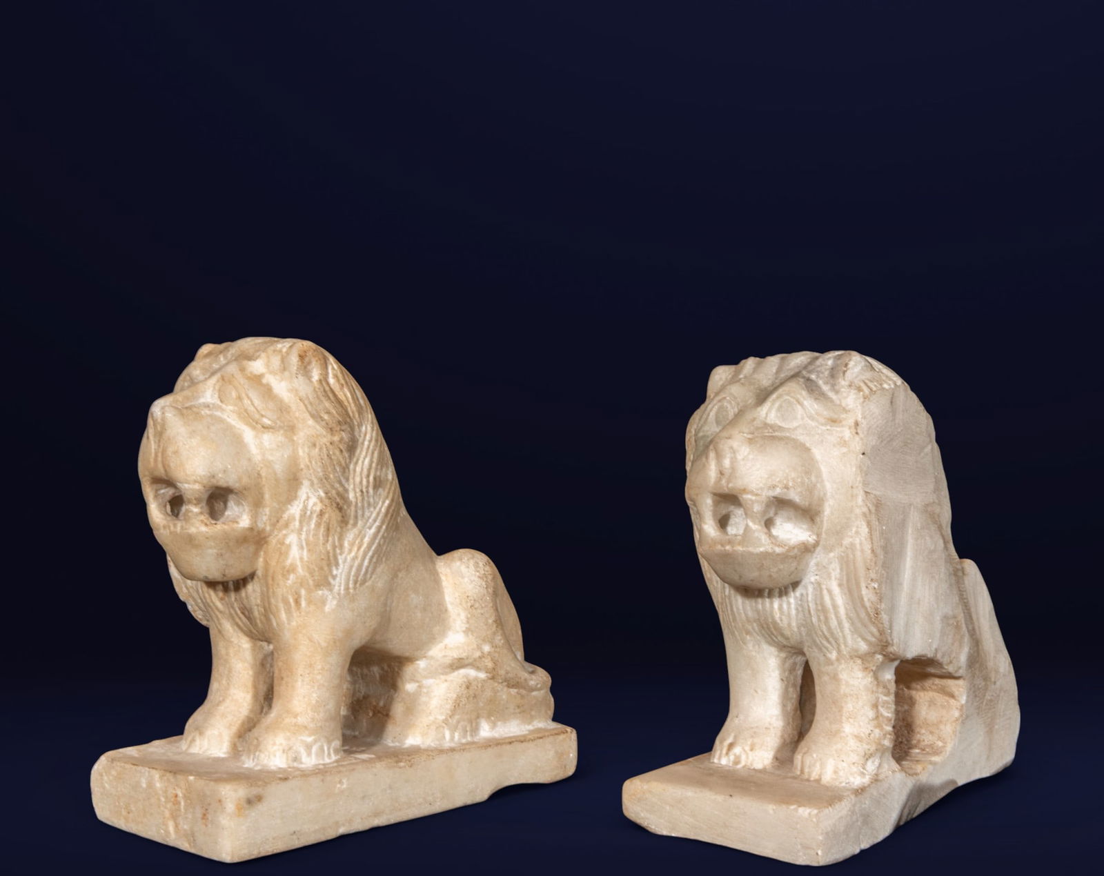 Pair of sculpted lions, Italian Venetian Gothic, possibly 15th century (1 of 5)