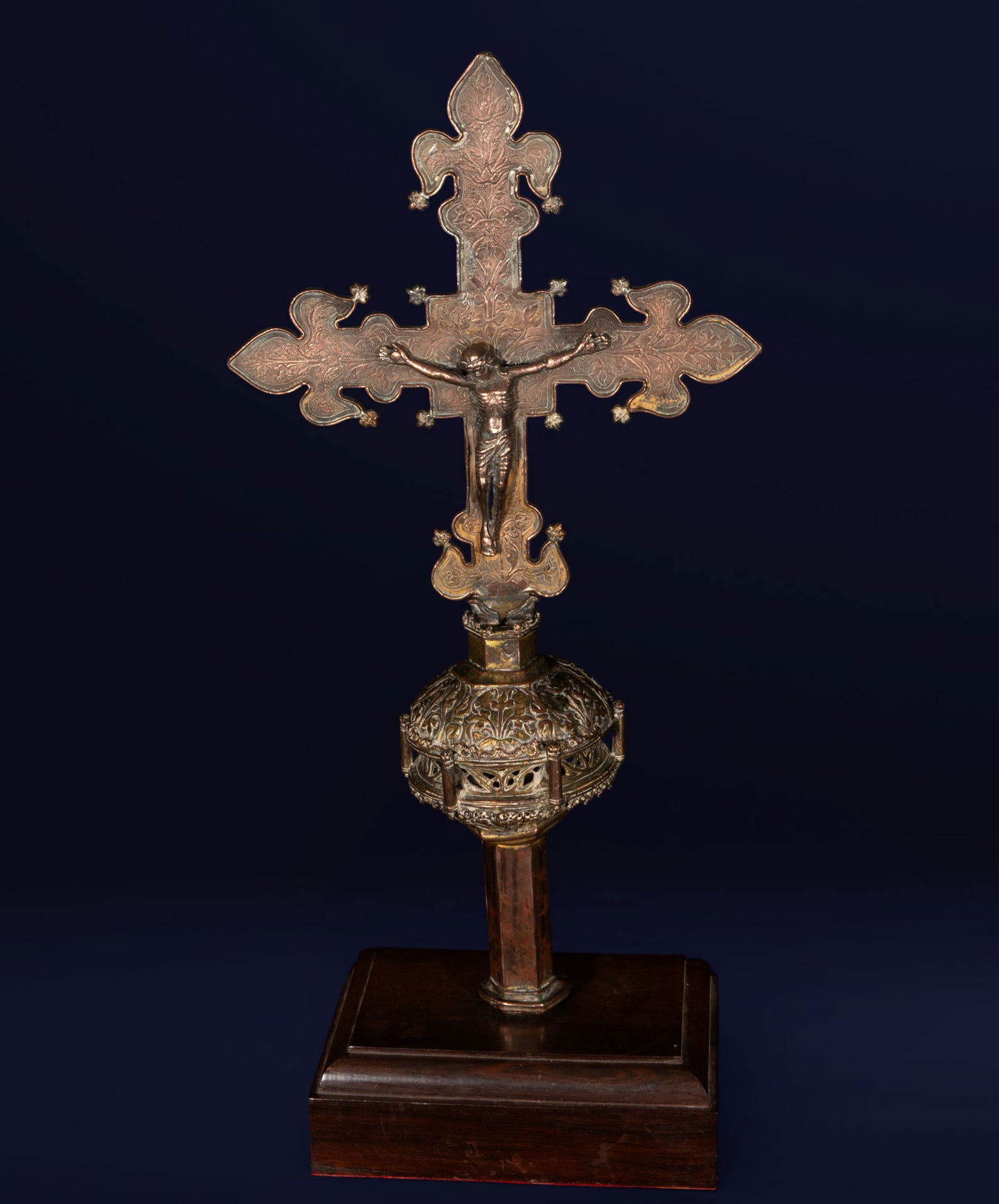 Important Gothic Medieval Processional Cross from the 15th Century (1 of 7)
