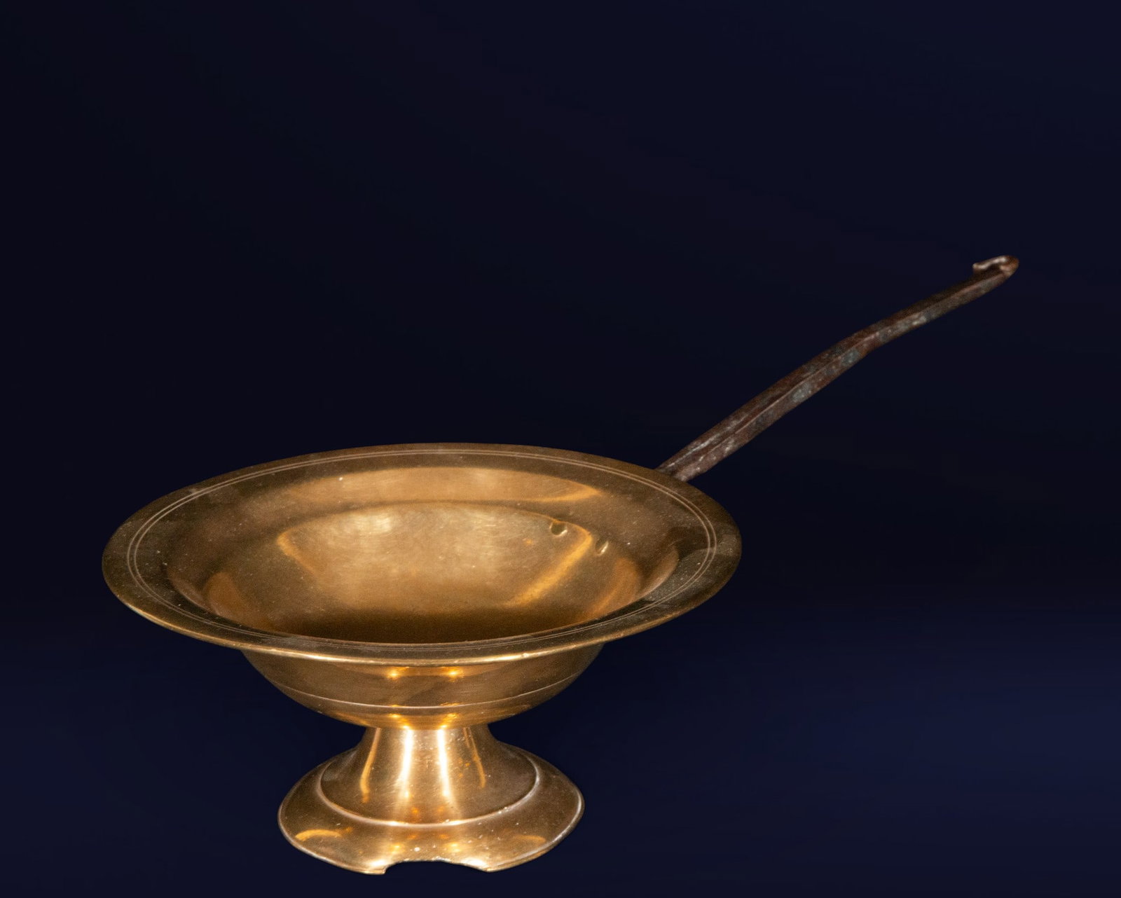 Hand warmer. European decorative arts, 18th century. (1 of 4)