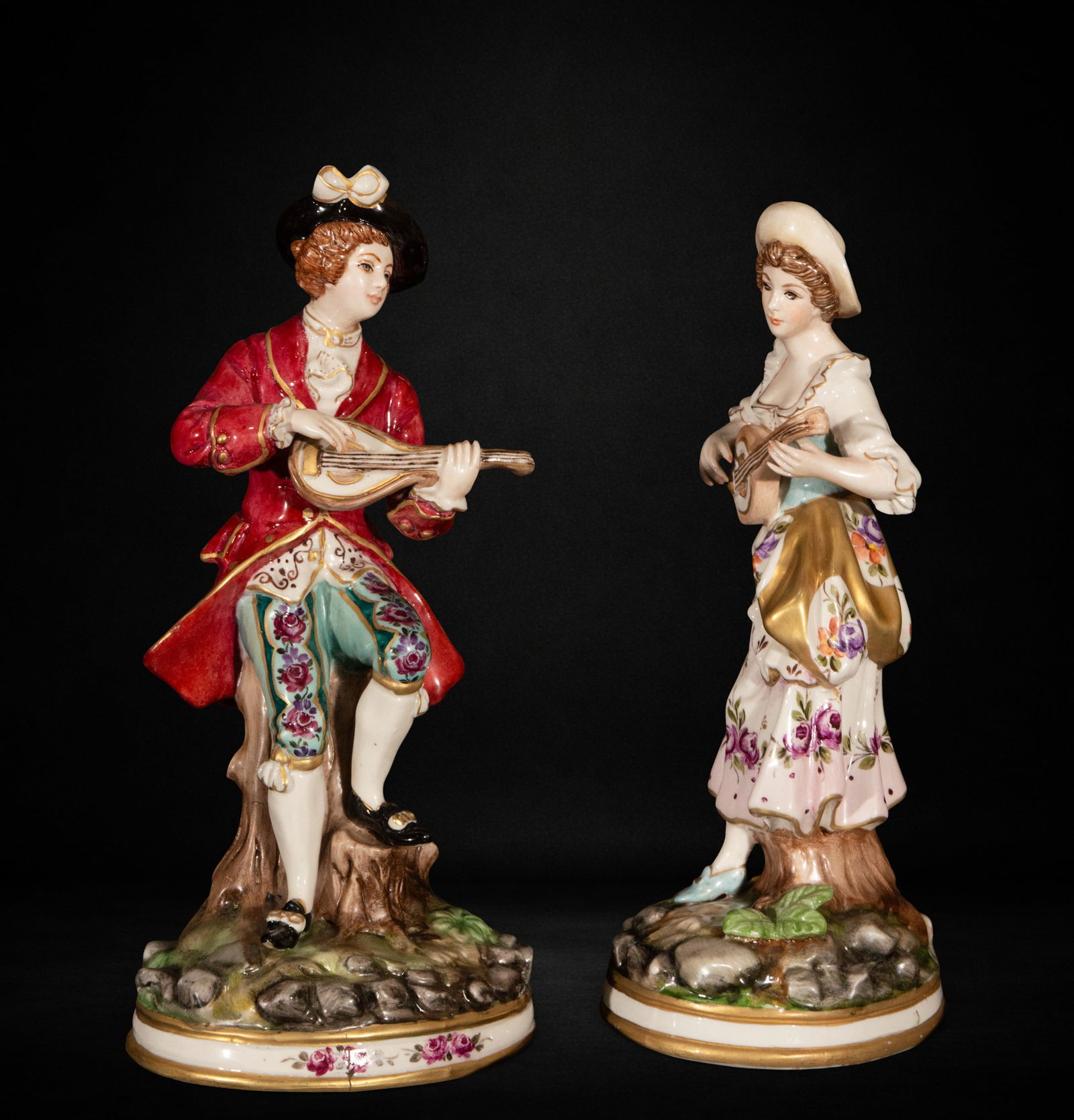 Porcelain figurine of a couple playing the mandolin (1 of 3)