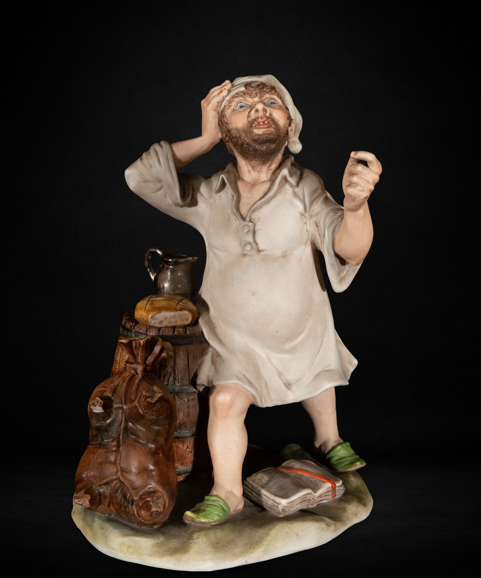 Porcelain figurine of the innkeeper (1 of 3)