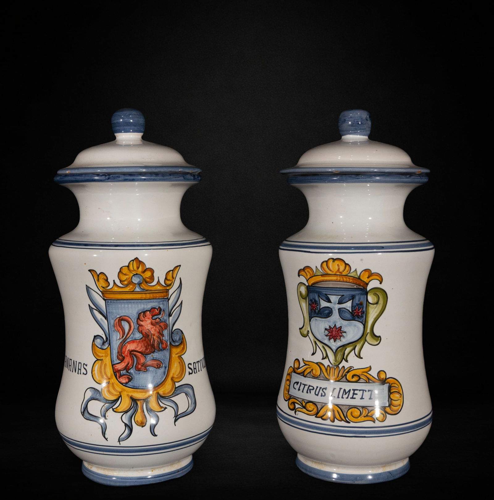 Pair of porcelain dogs: Pair of porcelain dogs, measuring 32 cm x 12 cm x 12 cm