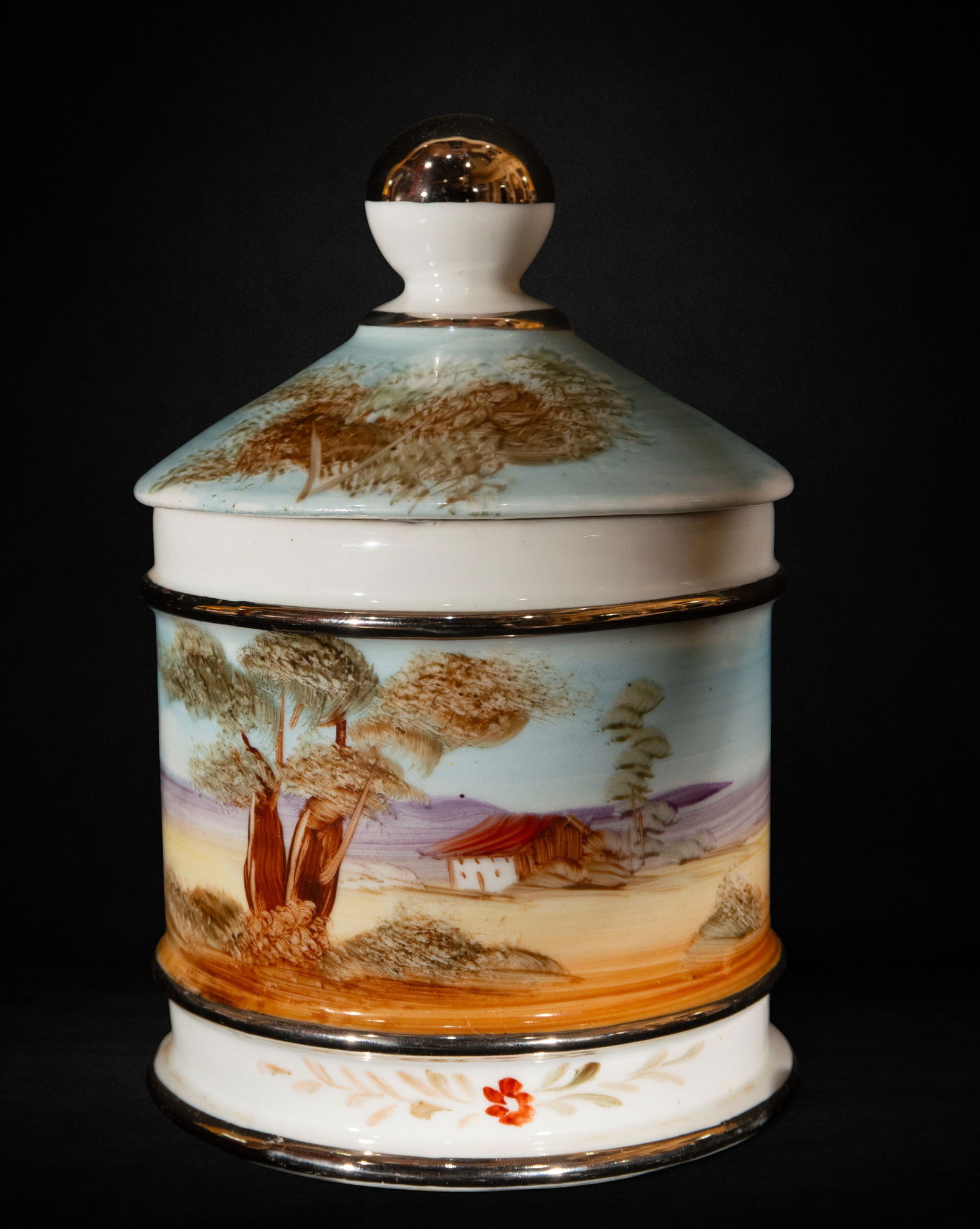 Porcelain jars with grove decoration (1 of 3)