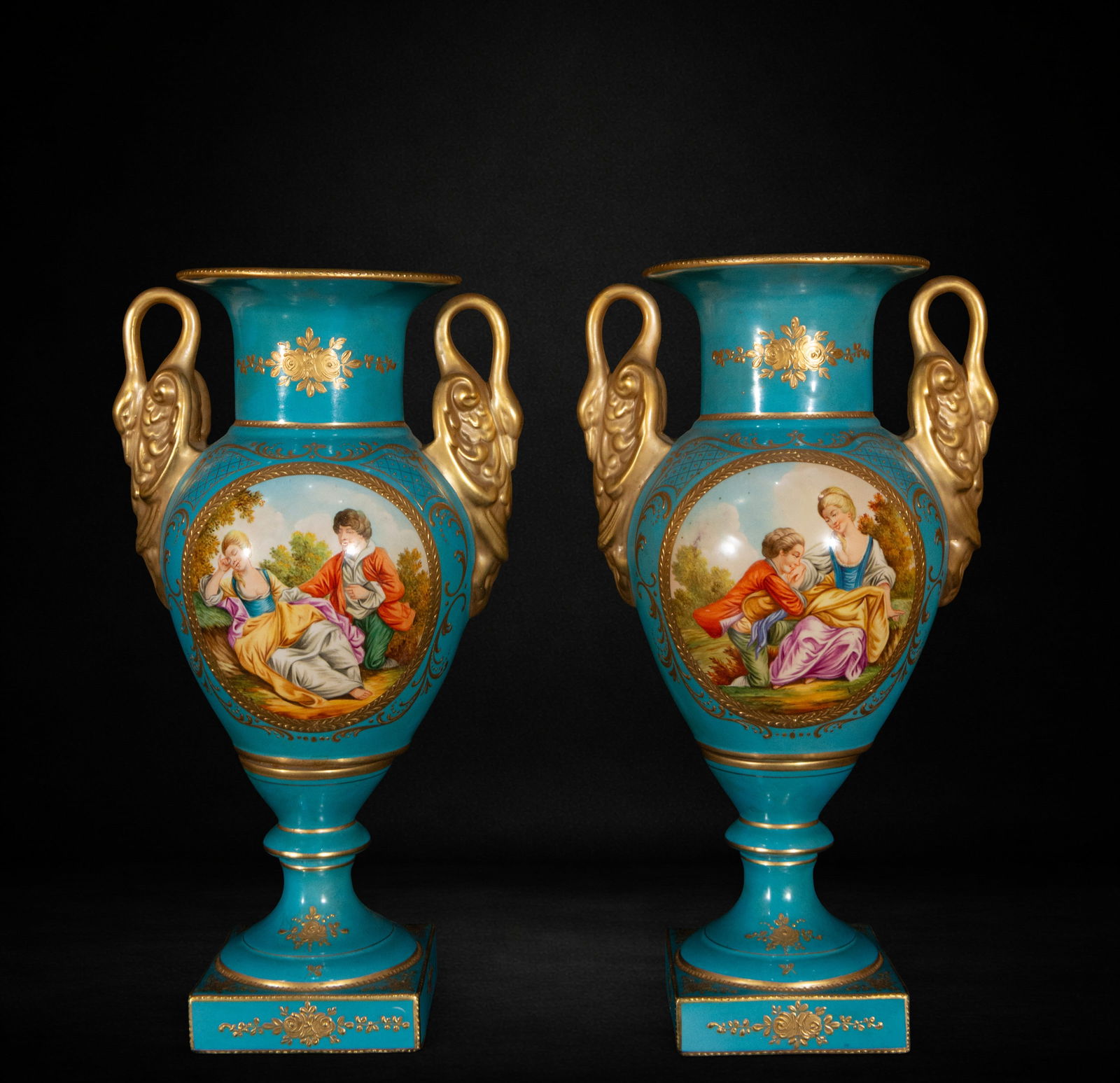 Pair of blue porcelain vases (1 of 4)