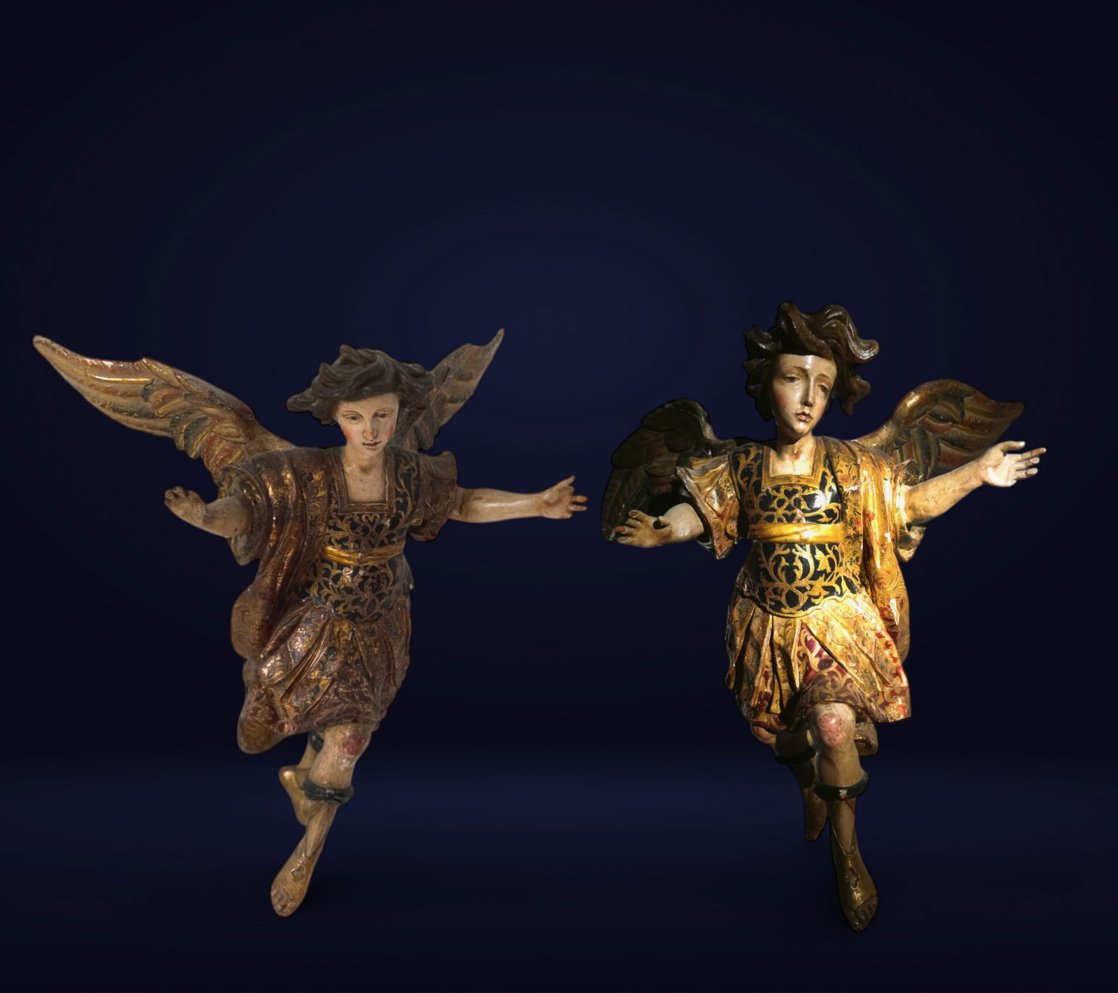 Manuel de Chili "Caspicara" (Quito, 1723 - 1796) - Pair of angels (1 of 15)