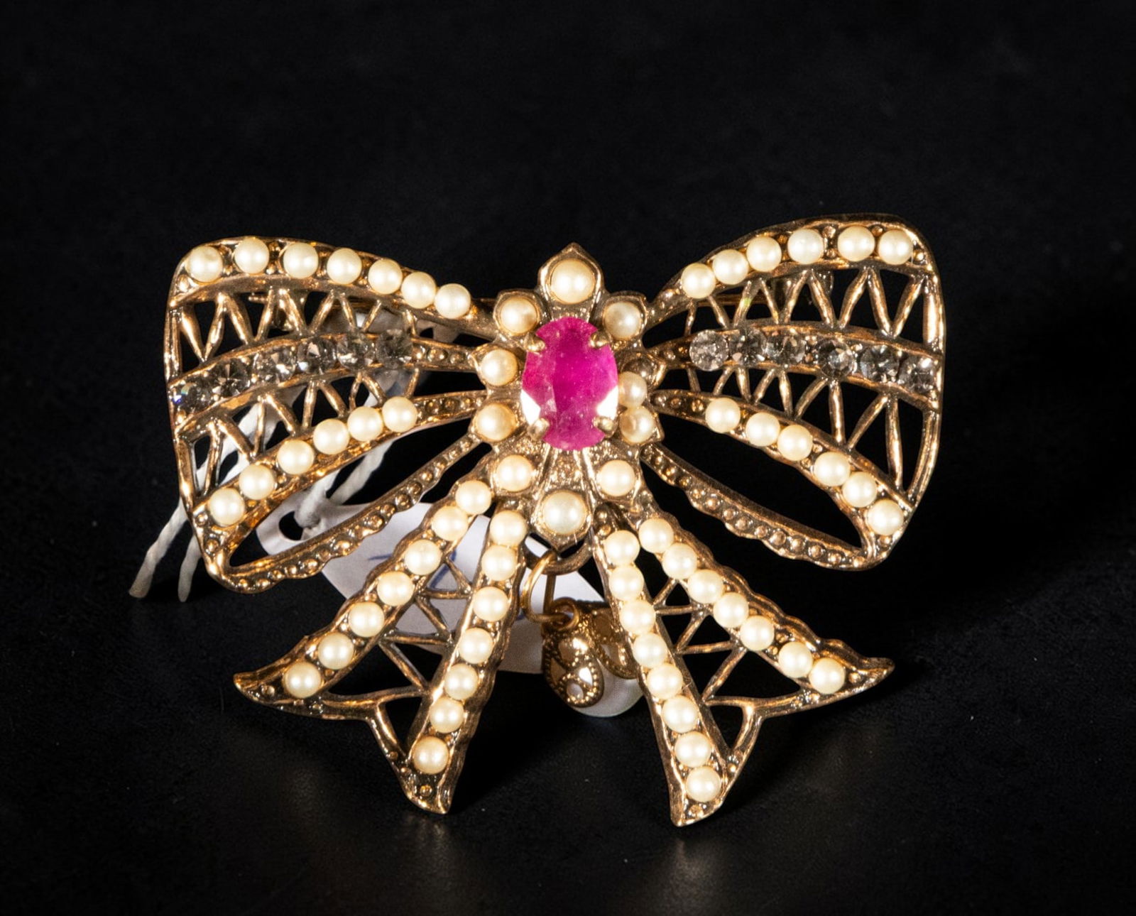 Gold-plated silver brooch with zircon pearls and synthetic ruby (1 of 2)