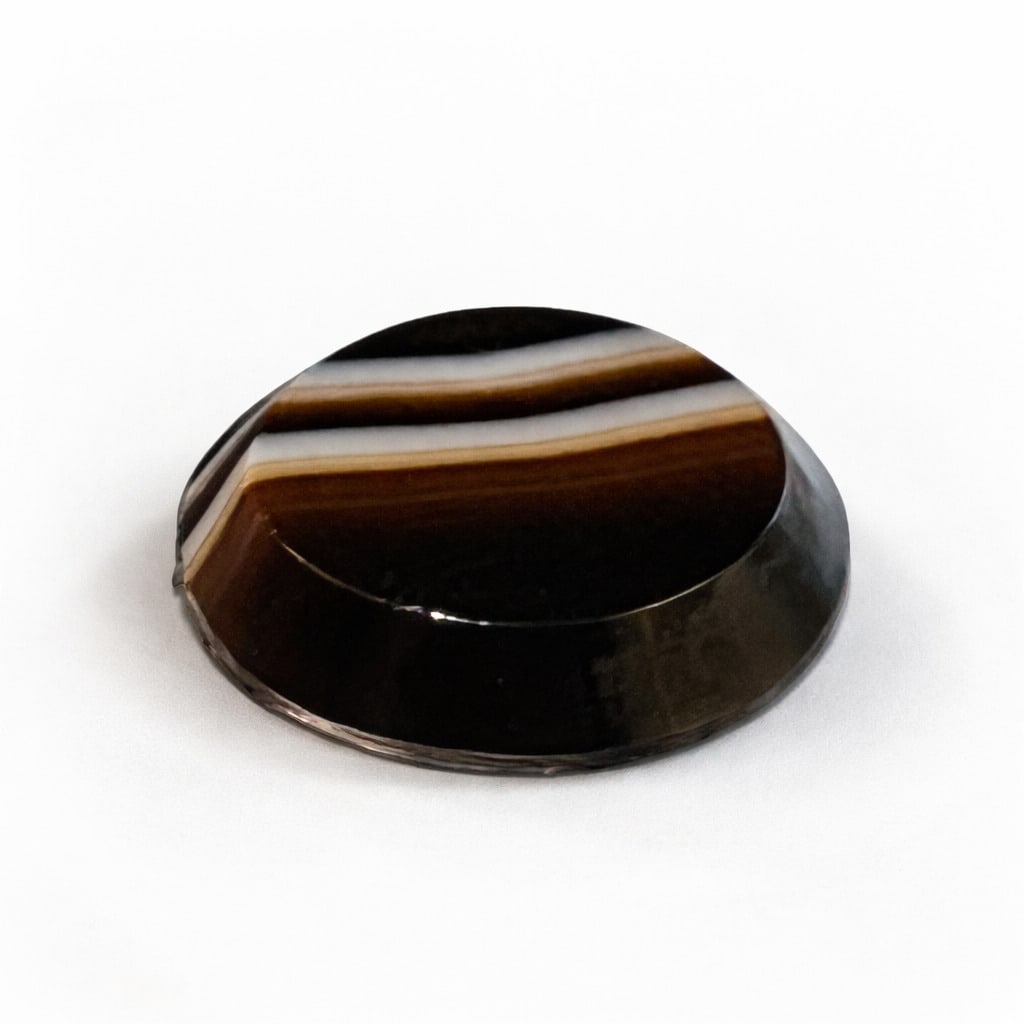 Beautiful 5.7ct Carved Onyx for Men's Ring: 5.7CT PROVENANCE: STOCK OF A RETIRED JEWELER.