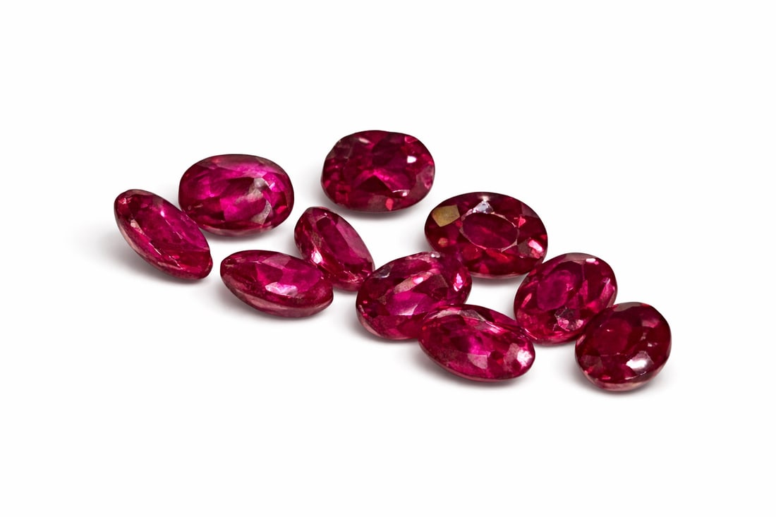 LOT OF 10 RUBIES OF 0.5CT EACH APPROX. (1 of 1)