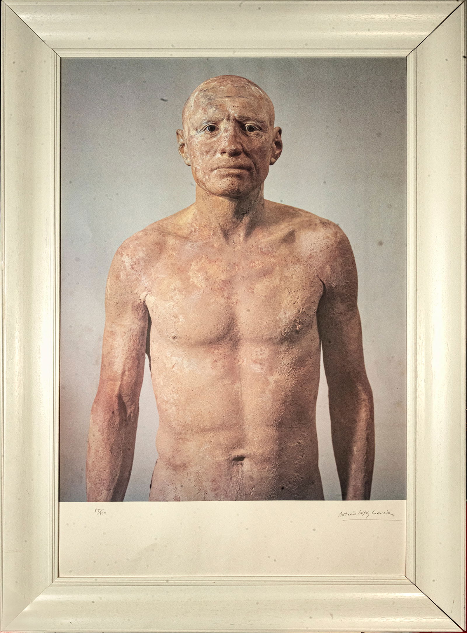 ANTONIO LÓPEZ GARC?A (Tomelloso, 1936) - The Man (1986): Lithograph on paper created for the artist's exhibition at the Museum of Modern Art (MoMA), New York, in 1986. Signed in pencil and numbered 85/300. Edition published by the Marlborough Gallery. Dimen