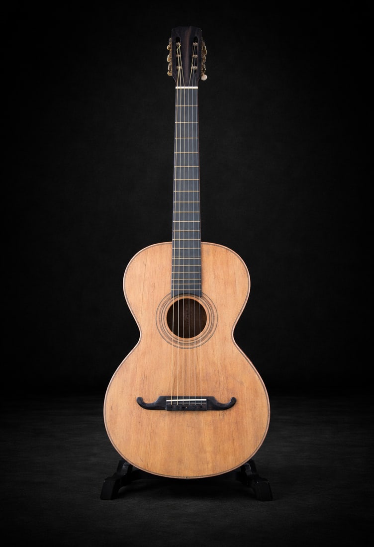 GUITAR (Europe, 19th century) Romantic guitar (1 of 6)