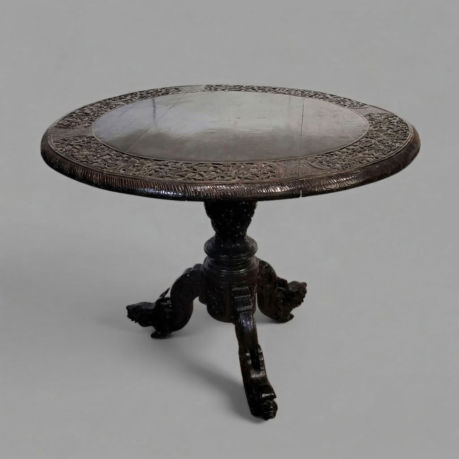 Coffee table, Padauk wood, Goa colonial, 19th century – India (1 of 2)