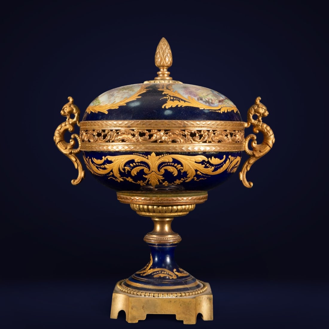 Sèvres style bonbonnière, European school, 19th century (1 of 4)