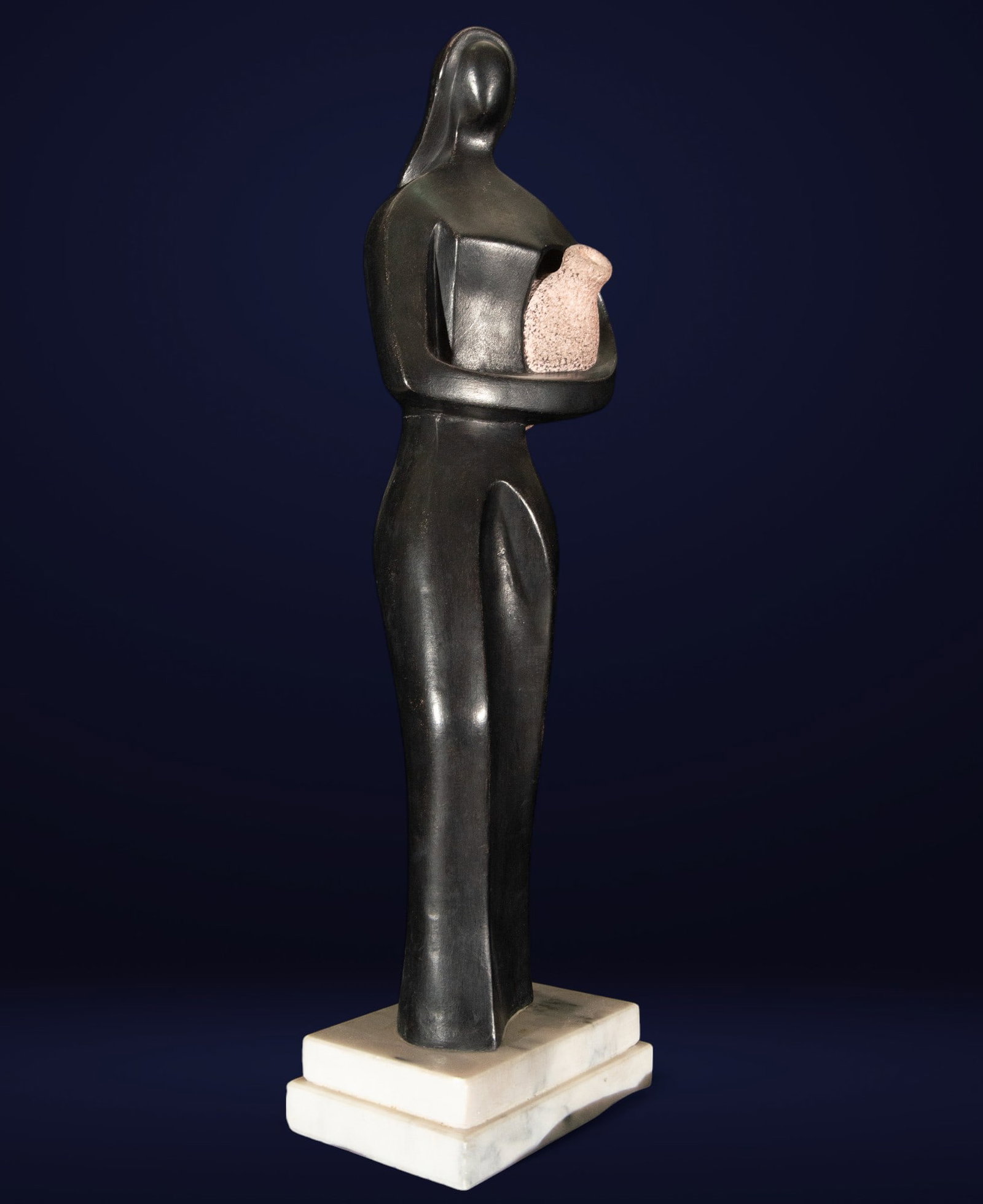 Woman with a Pitcher - Bronze sculpture, José María Robles - 20th Century: Bronze, Measurements 54 x 15 x 11 cm