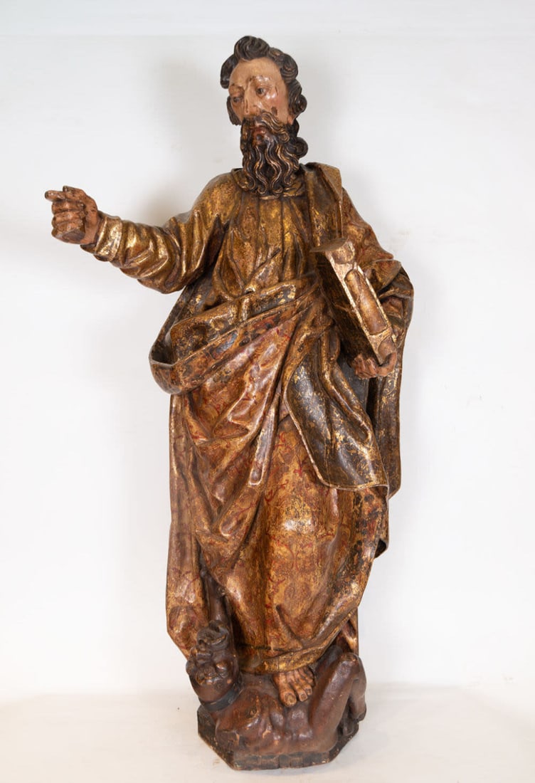 Saint Bartholomew, important wood carving, Catalan or Valencian Gothic school from the end of the: In carved, polychrome and partially gilded wood, conserving a good part of its original polychromy. Total measurements: 121 x 66 x 34 cm. Provenance: important private collection.