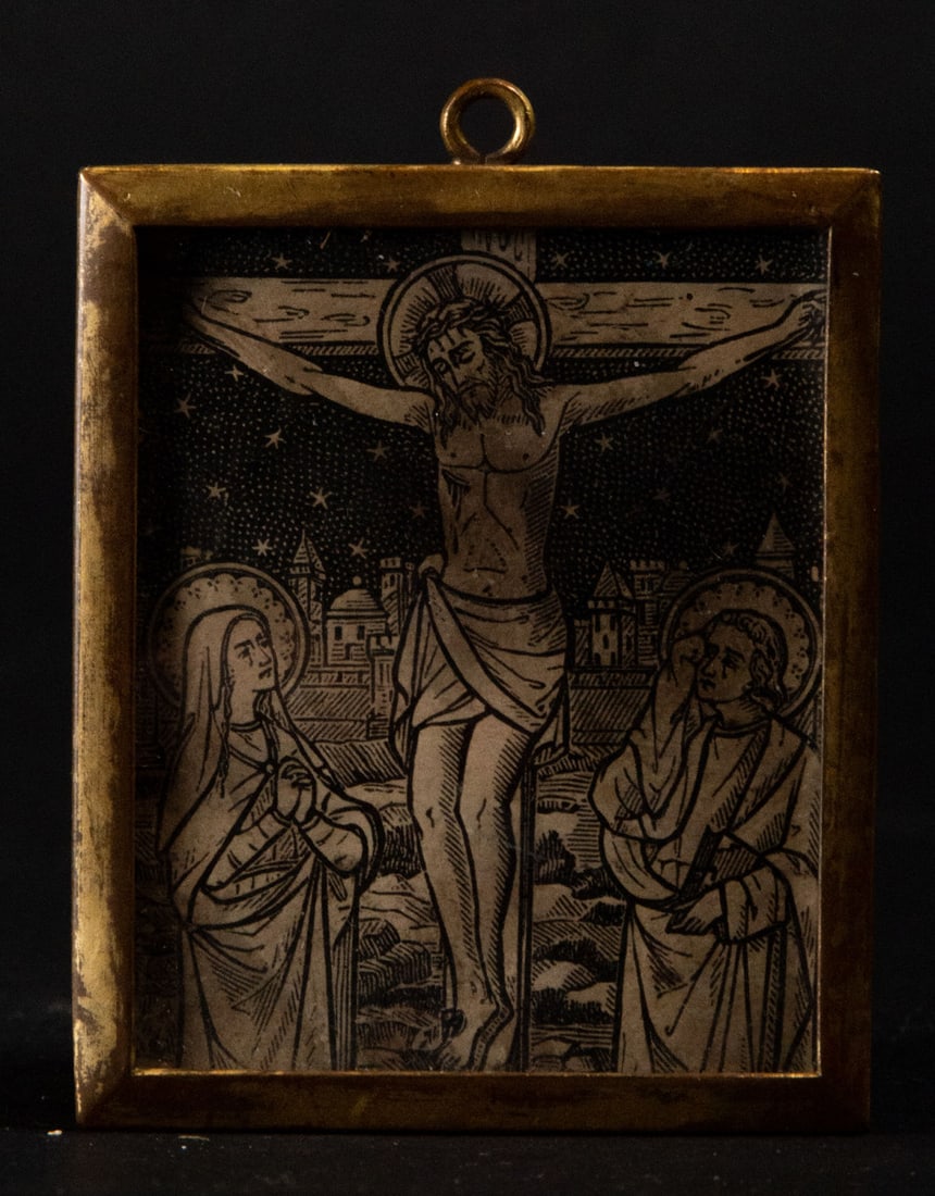Quadrangular bronze reliquary with Calvary, Spain, 16th century: Measurements: 0.5 x 7 x 5 cm
