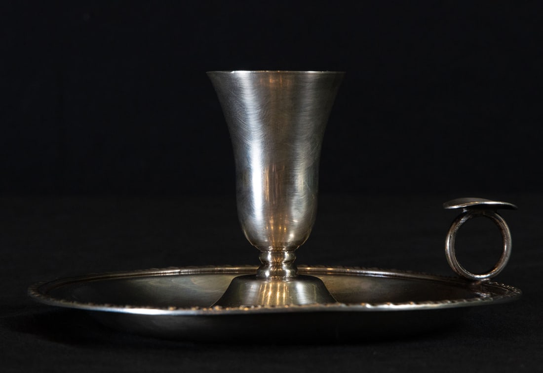 Silver candleholder, 925, with contrasts: In solid sterling silver, measures: 9 x 16 x 16 cm