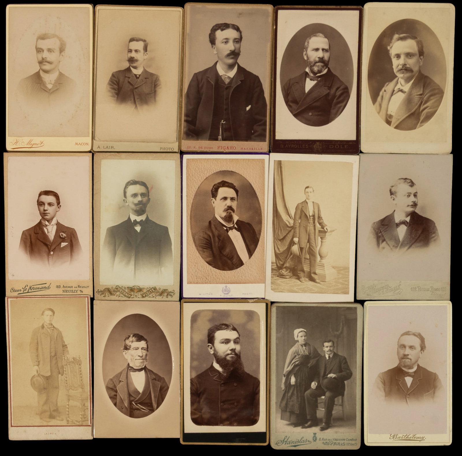 Lot of 15 old photos from the 19th and 20th centuries: Each measures 9x5cm approx.