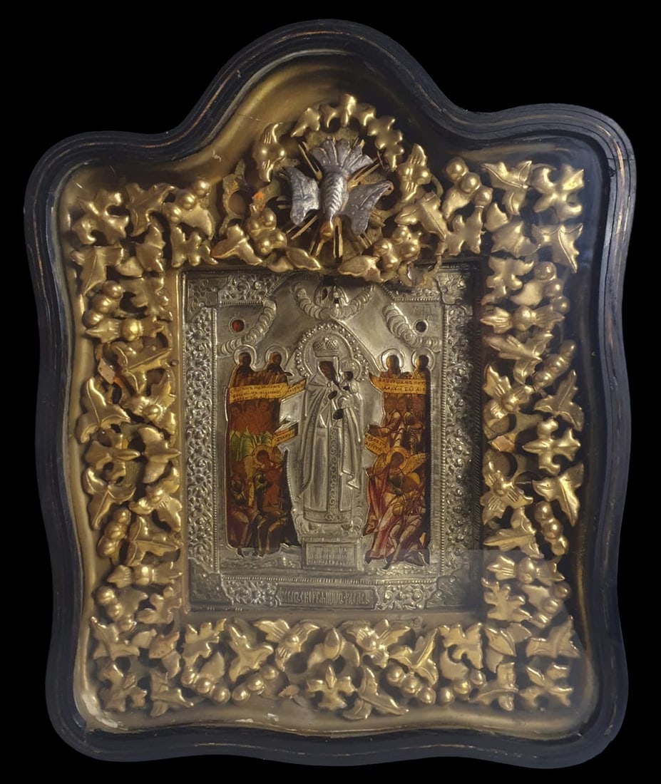 Large Russian Icon in Silver with Kiot Urn from the 19th Century: Kiot 56.5x46cm. Size 31x26cm