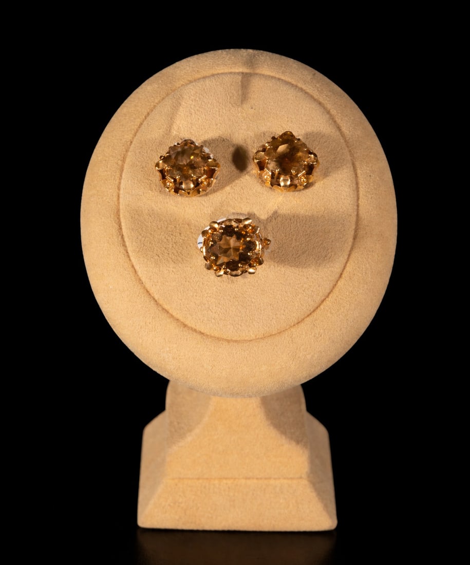 Set of earrings and ring with brown stones (1 of 3)