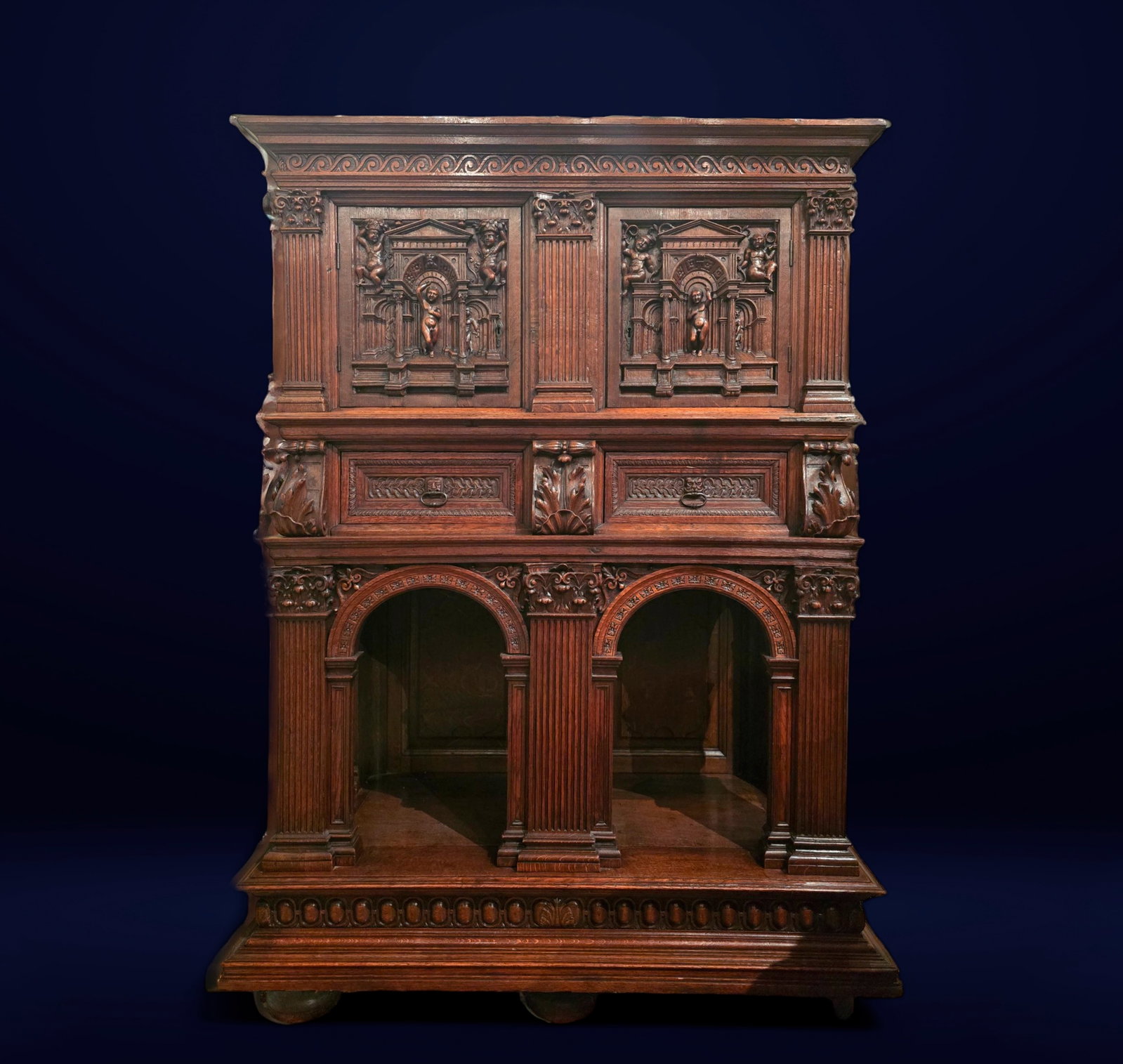 Elegant English Neo-Gothic Cabinet in solid oak in the Tudor style, 19th century (1 of 2)