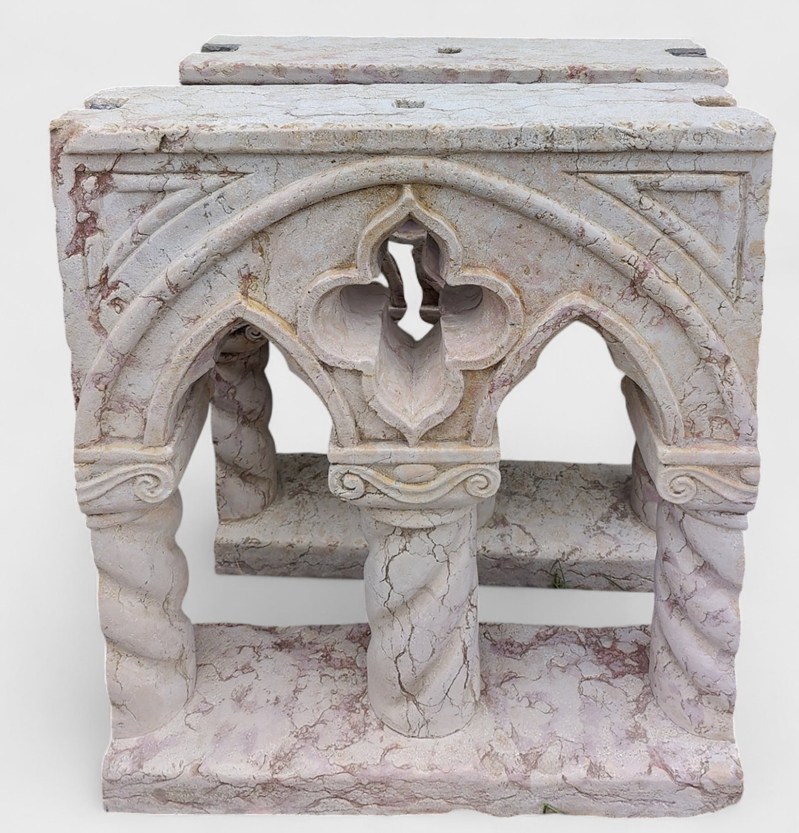 Spectacular pair of Gothic-style biforated windows, Italy: Magnificent pair of double-sided biforas in Biancone Asiago marble, in perfect Neo-Gothic style. Sculpted and crafted entirely by hand, with elegant and distinguished decorations. A truly unique and h